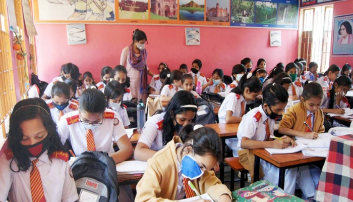 করোনার ক্ষতি পোষাতে বাজেটের ২০ শতাংশ শিক্ষায় বরাদ্দের দাবি