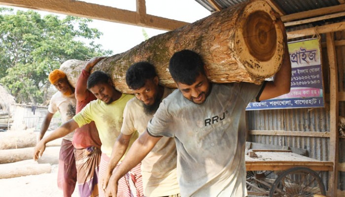 মহান মে দিবস আজ