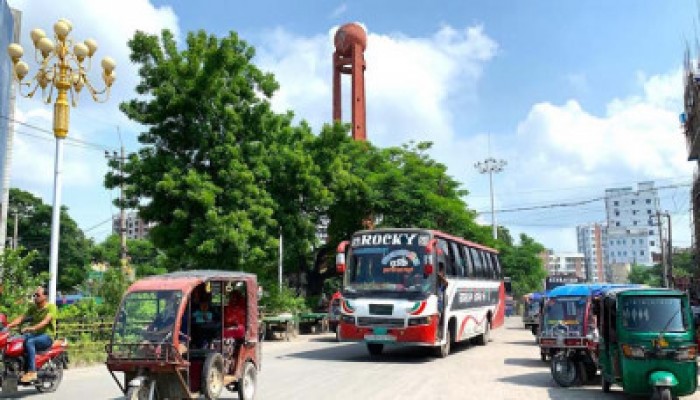 রাজশাহীতে ধীরে ধীরে স্বাভাবিক হচ্ছে জীবনযাত্রা