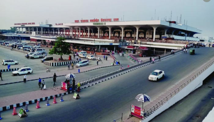 বন্যায় ফ্লাইট মিস করা যাত্রীদের টিকিট বিনামূল্যে রি-ইস্যু করতে এয়ারলাইনসকে নির্দেশ