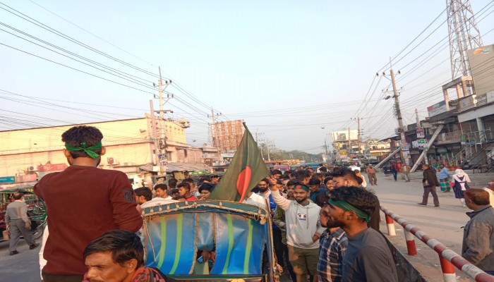 রাজশাহীর কাটাখালীতে ভারতীয় আগ্রসনের বিরুদ্ধে বিক্ষোভ মিছিল