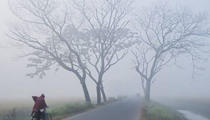 শীতে কাঁপছে রাজশাহী