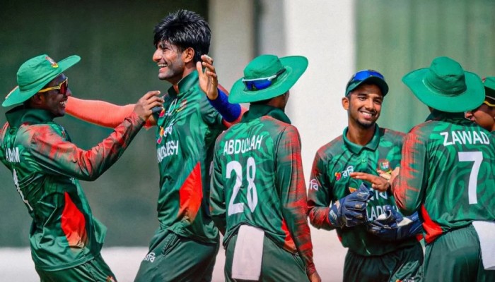 শ্রীলঙ্কাকে উড়িয়ে সিরিজ জয়ের সুবাস পাচ্ছে বাংলাদেশ
