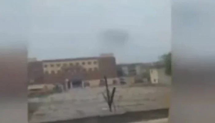 পাকিস্তানের লাহোরে একাধিক ‘বিস্ফোরণ’