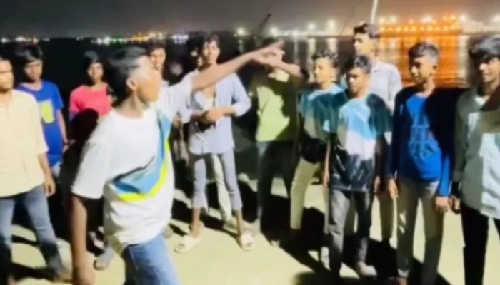 কর্ণফুলীতে নিষিদ্ধ ছাত্রলীগের ঝটিকা মিছিল, আটক ৩