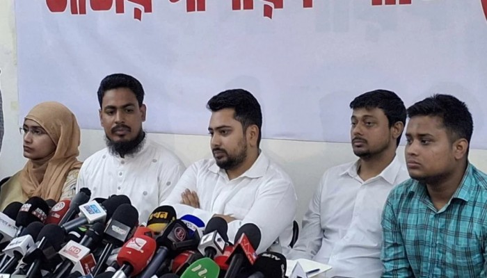‘উপদেষ্টা আসিফ ও মাহফুজের সঙ্গে এনসিপির কোনো সম্পর্ক নেই’