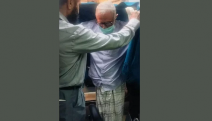 দেশে ফিরলেন সাবেক রাষ্ট্রপতি আবদুল হামিদ