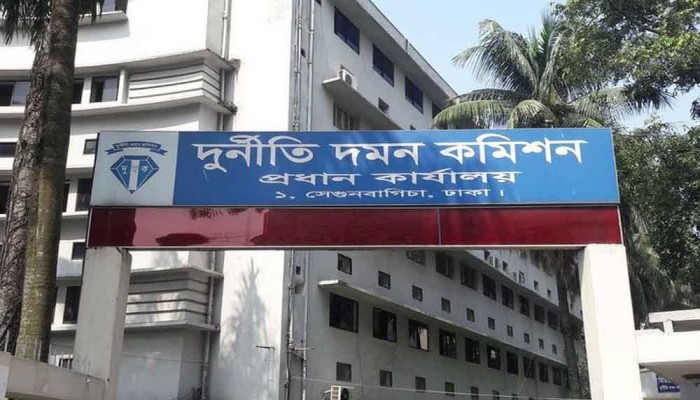 পদোন্নতি পেলেন ৪ কর্মকর্তা