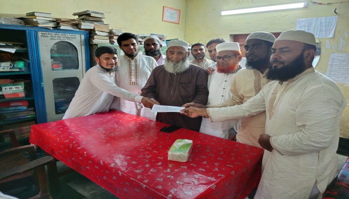 নন এমপিও শিক্ষকদের এমপিওভুক্তির দাবিতে জামায়াত নেতার কাছে স্মারকলিপি প্রদান