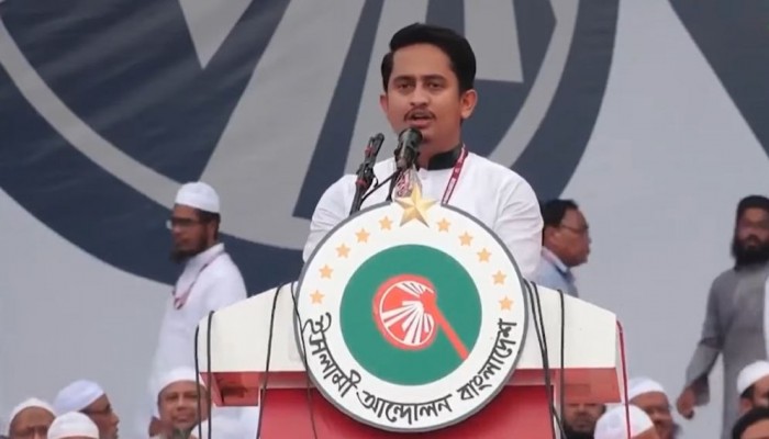 আমরা এক থাকলে হাসিনার মতো কেউ আর আসতে পারবে না