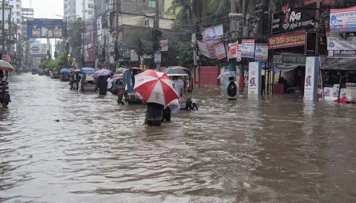 ফেনীতে বন্যা নিয়ন্ত্রণ বাঁধে ভাঙন, ৩০ গ্রাম প্লাবিত