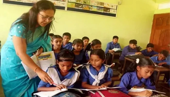 প্রাথমিক শিক্ষকদের অফলাইন বদলি বন্ধের নির্দেশ