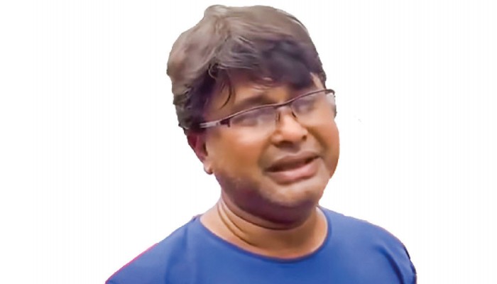 ‘থাকব না আর এই দেশে’