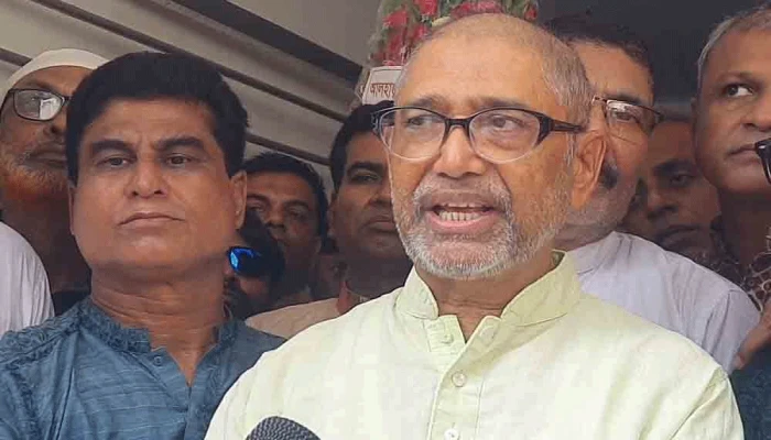 নির্বাচন পেছালে ক্ষতিগ্রস্ত হবে দেশ : আযম খান