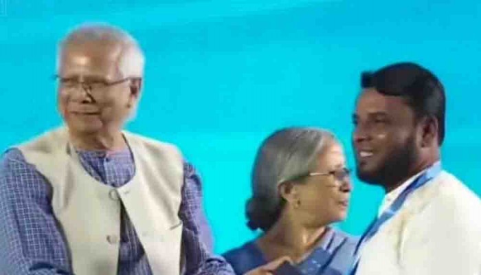 মৎস্য খাতে জাতীয় স্বর্ণপদক পেলেন দাউদকান্দির রহমত