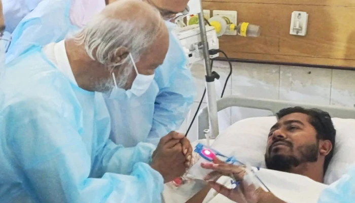 নুরের ওপর হামলার ঘটনা দেশের মানুষ মেনে নেবে না : মঈন খান