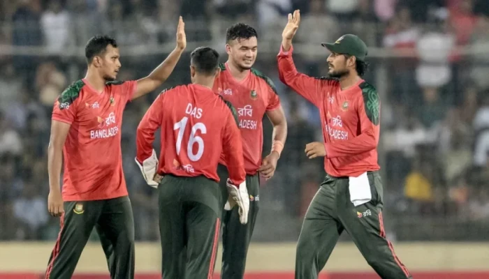 তাসকিনের জোড়া আঘাতে চাপে নেদারল্যান্ডস