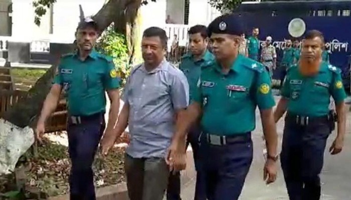 শেখ হাসিনার বিরুদ্ধে ট্রাইব্যুনালে জবানবন্দি দিচ্ছেন সাবেক আইজিপি মামুন