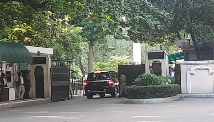 প্রধান উপদেষ্টার সঙ্গে বৈঠক করতে যমুনায় ৭ দলের নেতারা