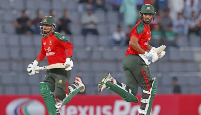 লিটন ঝড়ের পর বৃষ্টিতে বন্ধ খেলা