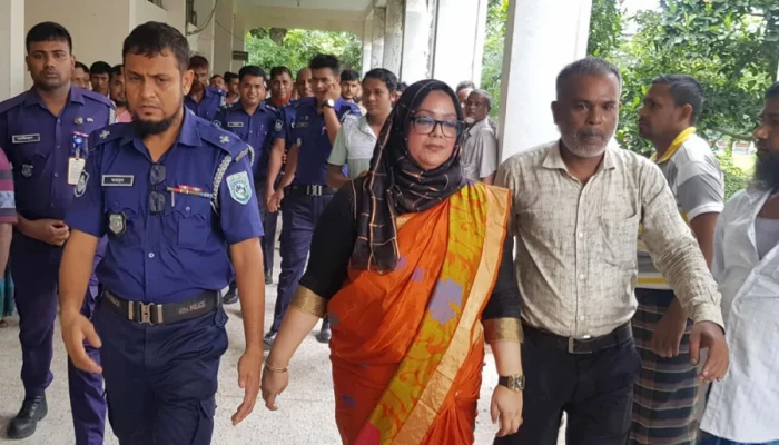 কুড়িগ্রামের সাবেক ডিসি সুলতানা বরখাস্ত