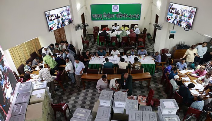 জাকসুর ভোট গণনা পুনরায় শুরু