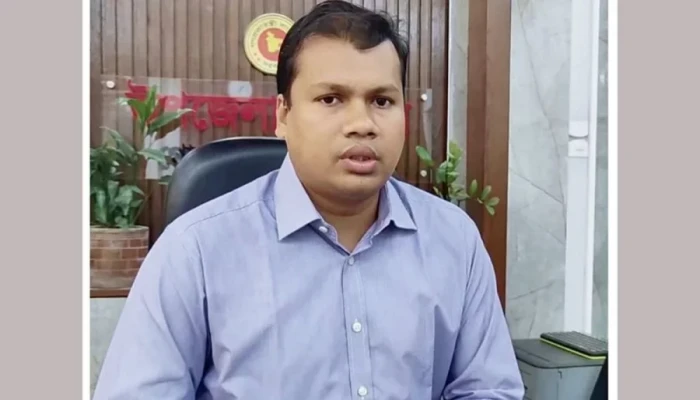 নুরাল পাগলা দরবারে হামলা, গোয়ালন্দে ওসির পর ইউএনওর বদলি