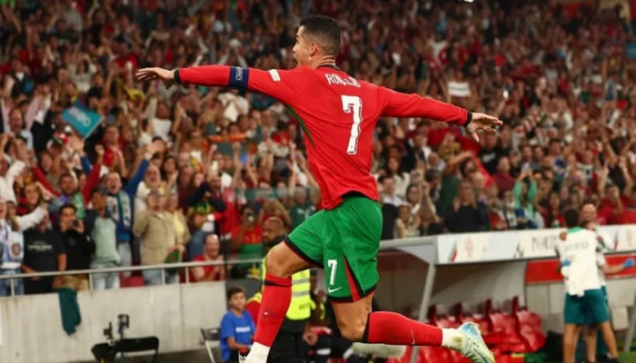 রোনালদোকে যুক্তরাষ্ট্রে ফেরানোর চেষ্টায় ফিফা