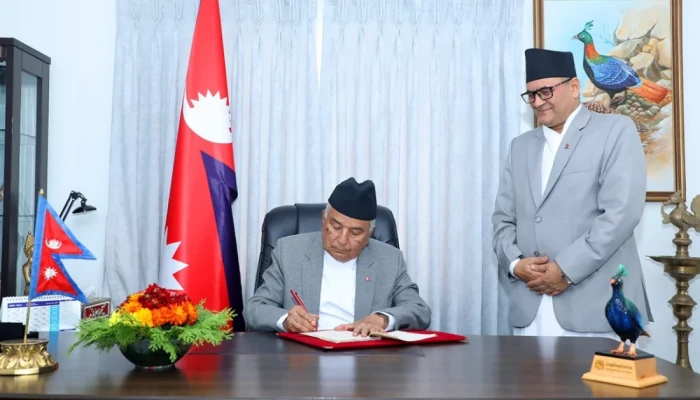 'জেন-জি'দের ভোট দেওয়ার সুযোগ করে দিচ্ছে নেপাল