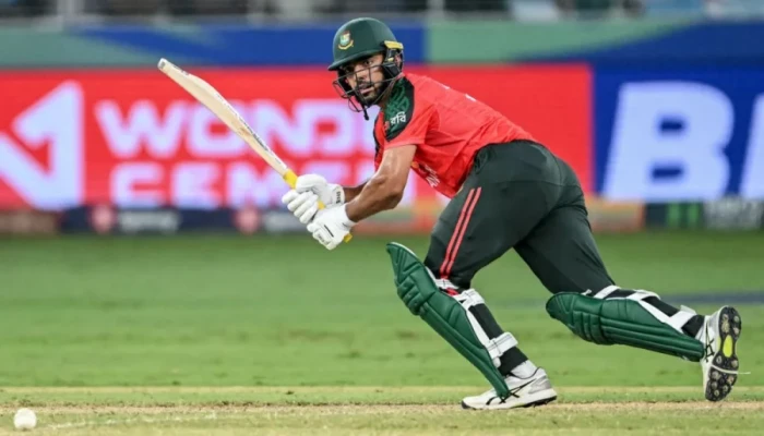 টি-টোয়েন্টিতে ভালো করে ওয়ানডে দলে জায়গা পেলেন সাইফ