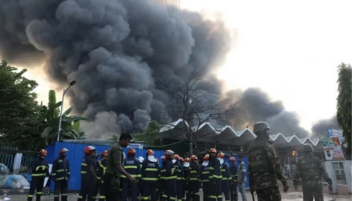 শাহজালাল বিমানবন্দরের আগুন কিছুটা নিয়ন্ত্রণে: বেবিচক