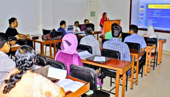 উচ্চশিক্ষায় এবার ১১ লাখ আসন ফাঁকা থাকবে