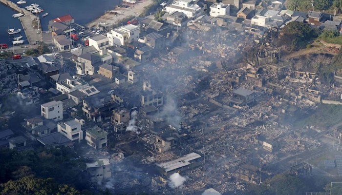 জাপানে ভয়াবহ অগ্নিকাণ্ডে পুড়েছে ১৭০টির বেশি ভবন