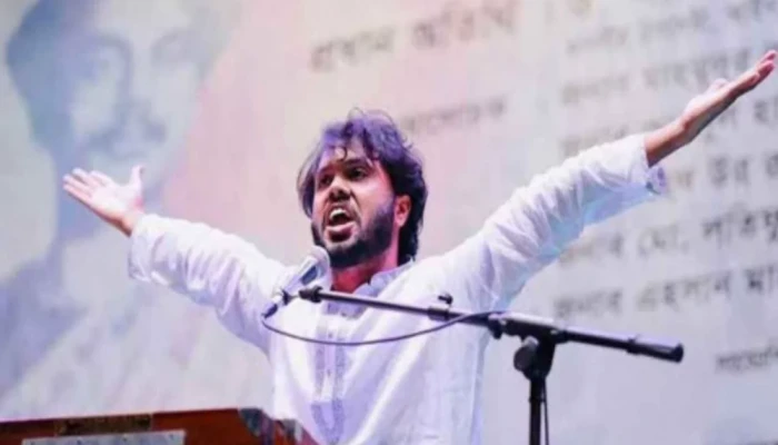 হাদিকে নিতে ঢাকায় পৌঁছেছে এয়ার অ্যাম্বুলেন্স, দুপুরে ছাড়বে ঢাকা