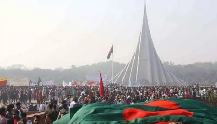 বিজয় দিবসে শহীদদের প্রতি জাতির শ্রদ্ধা, জাতীয় স্মৃতিসৌধে জনতার ঢল
