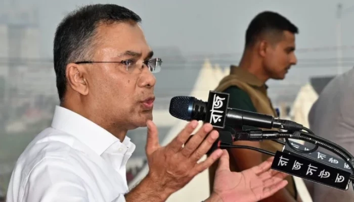 ভাই প্রতিদিন একই রকম ছবি পোস্ট না করে নতুন নতুন স্টাইল চেঞ্জ করতে পারেন