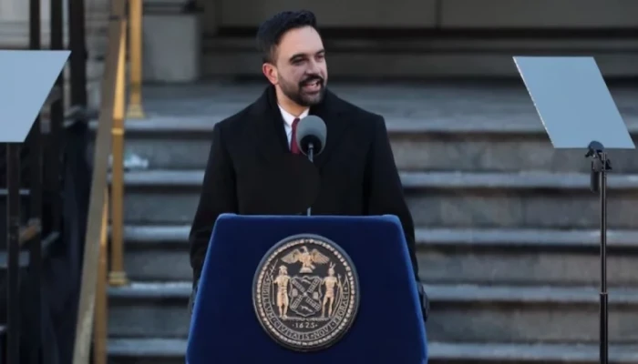 দায়িত্ব নিয়েই ইসরায়েলের পক্ষের নির্বাহী আদেশ বাতিল করলেন মামদানি দায়িত্ব নিয়েই ইসরায়েলের পক্ষের নির্বাহী আদেশ বাতিল করলেন মামদানি