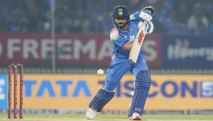 নব্বইয়ের ঘরে কতবার আউট হয়েছেন কোহলি