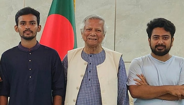 প্রধান উপদেষ্টার সঙ্গে বৈঠক করতে যমুনায় নাহিদ-আসিফ