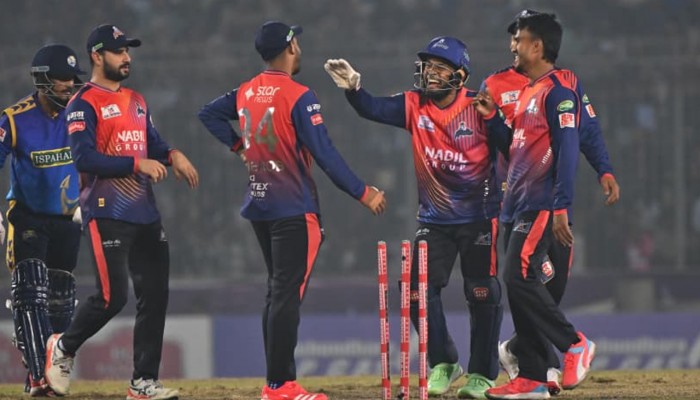 চট্টগ্রামকে হারিয়ে বিপিএলে চ্যাম্পিয়ন রাজশাহী ওয়ারিয়র্স