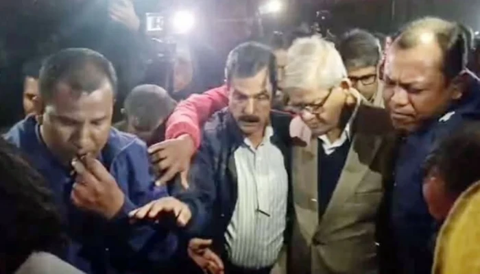 রমেশ চন্দ্র সেনকে শেষ শ্রদ্ধা জানাতে ছুটে গেলেন মির্জা ফখরুল