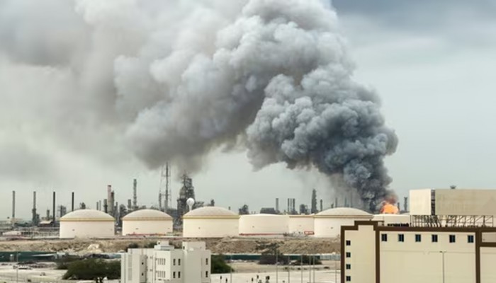 ইরানি হামলার পর বাহরাইনের একমাত্র তেল কোম্পানির কার্যক্রম বন্ধ