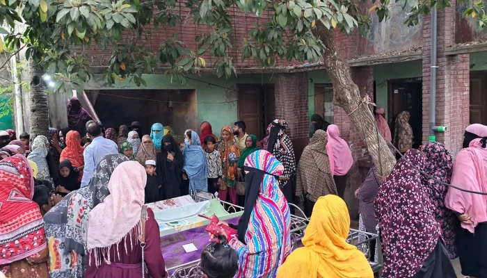 বিয়েবাড়িতে সারি সারি লাশ, জুমার নামাজের পর জানাজা