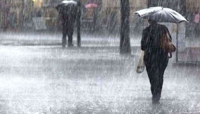 সারা দেশে বজ্রবৃষ্টির আভাস