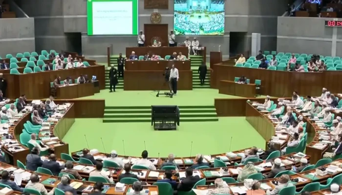 বিরতি শেষে আজ বসছে ত্রয়োদশ সংসদের প্রথম অধিবেশন