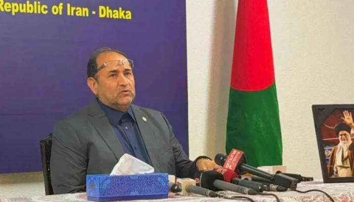 হরমুজ প্রণালিতে আটকে পড়া বাংলাদেশি ৬ জাহাজ চলাচলের অনুমতি দিলো ইরান