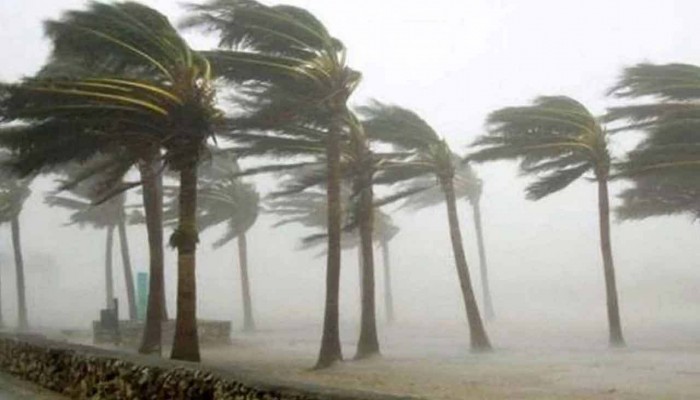 রাতের মধ্যে যেসব জেলায় ৬০ কিমি বেগে ঝড়, বজ্রবৃষ্টির শঙ্কা