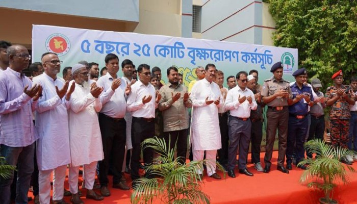 রাজশাহীতে প্রধানমন্ত্রী কর্তৃক ৫ বছরে ২৫ কোটি বৃক্ষরোপণ কর্মসূচির উদ্বোধন