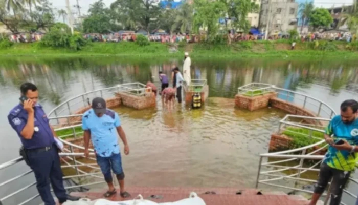‘ডিএনডি ওয়াটার পার্কে’ গোসলে নেমে একই পরিবারের ৩ জনের মৃত্যু