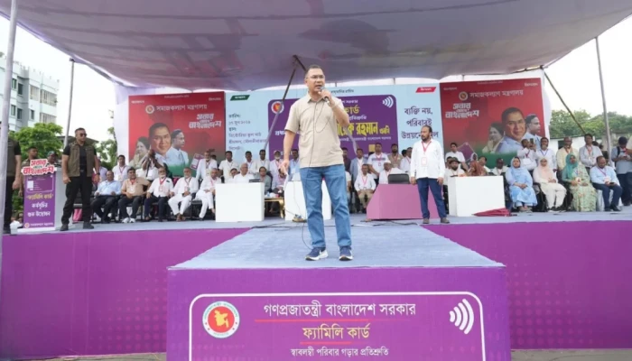 বিভ্রান্তি ছড়াতেই ফ্যামিলি কার্ডের টাকা নিয়ে প্রশ্ন: প্রধানমন্ত্রী